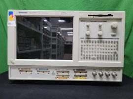 Tektronix  TLA5203