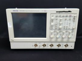 Tektronix TDS5104B