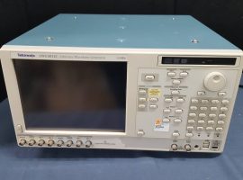 Tektronix  AWG5012C