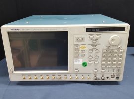 Tektronix AWG7082C