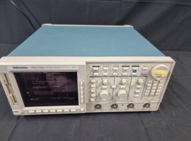 テクトロニクス TDS754C