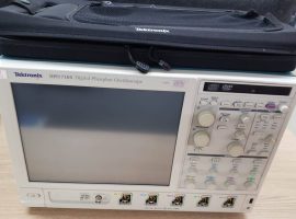 Tektronix  DPO7104 (#1395-r)