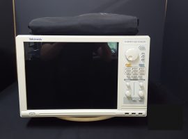 Tektronix  TLA6203
